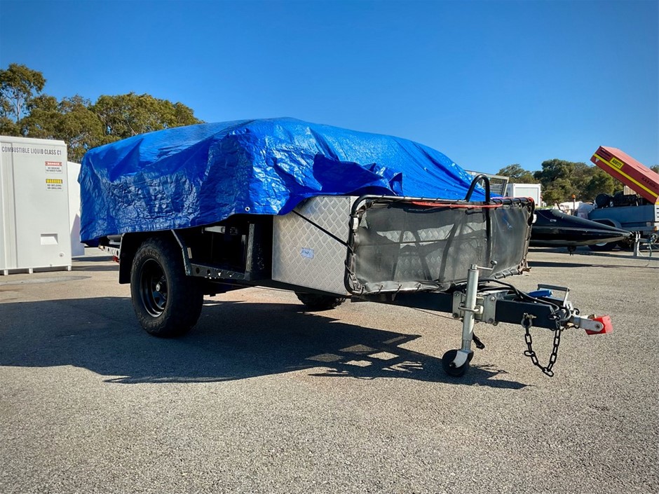 2018 MDC TBOX DELUXE CAMPER TRAILER - NO RESERVE 