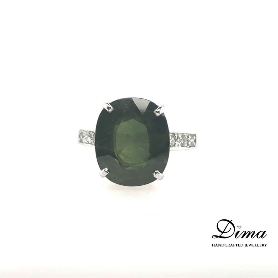 18ct white gold sapphire and diamond ring