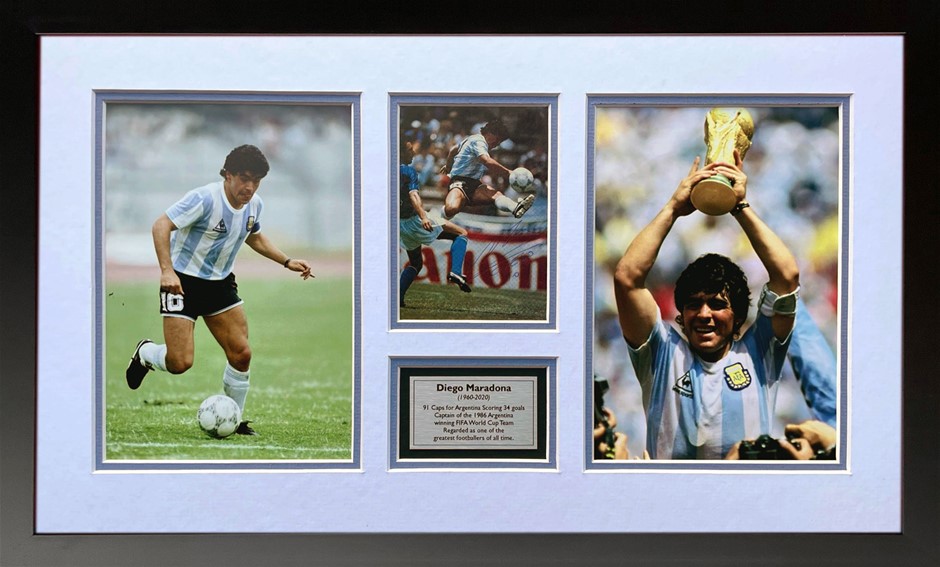 SPORTS & MOVIES COLLECTABLE MEMORABILIA