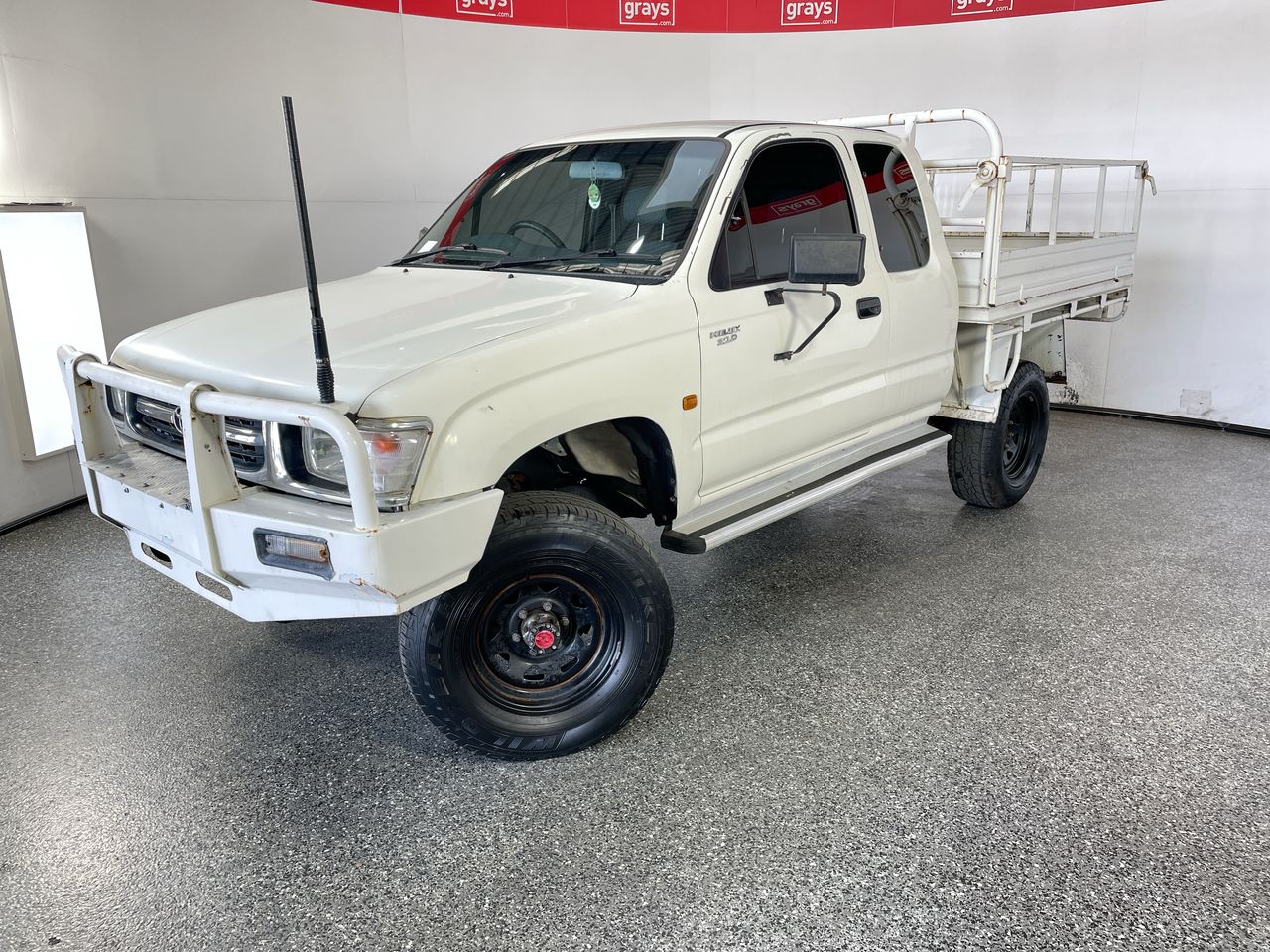 NORES HUSSEIN-1999 Toyota Hilux (4x4) Manual Ute (Repairable Write Off)