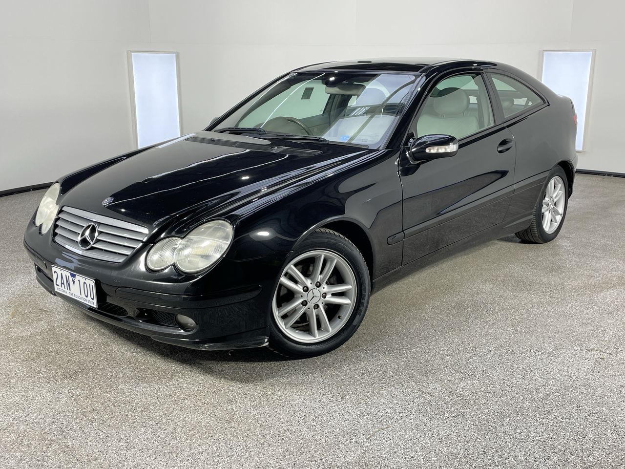 2004 Mercedes Benz C200 K SPORTS COUPE CL203 Automatic Coupe