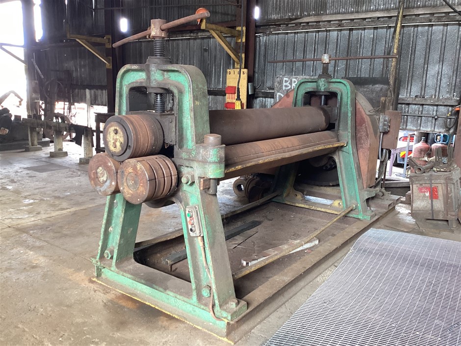 Heavy Duty Plate Roller Auction (0391-7053302) | Grays Australia