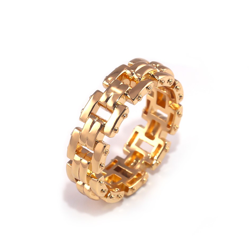 Elegant 18K Rose Gold plated Ring Size 7