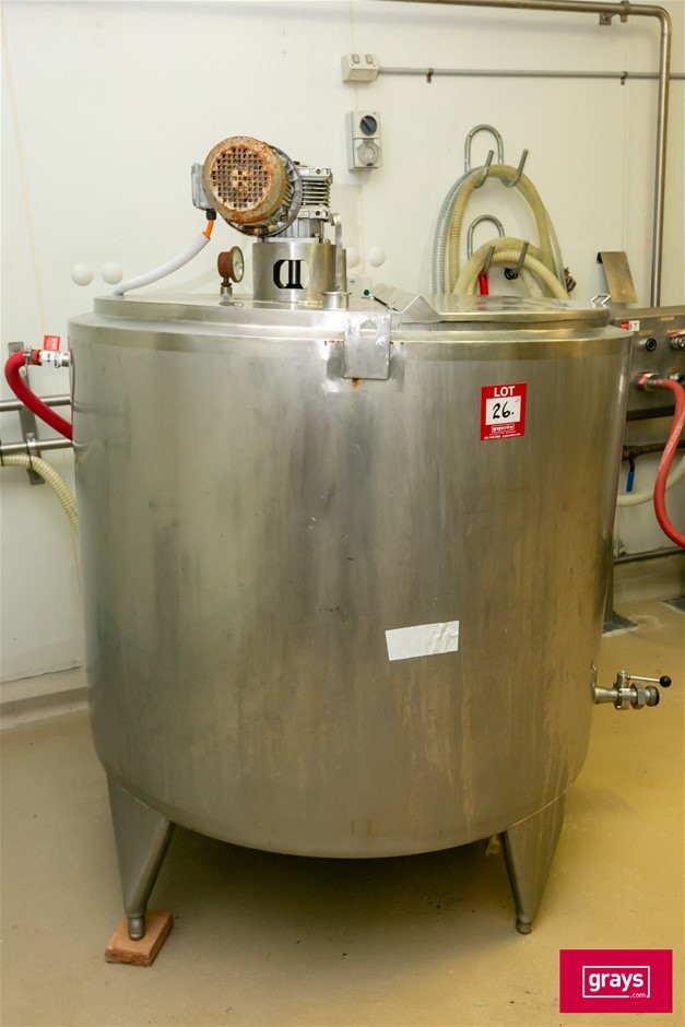 Holding / Mixing Tank