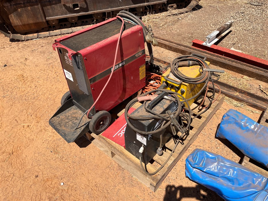 Pallet of Welders Auction (0012-8019359) | Grays Australia