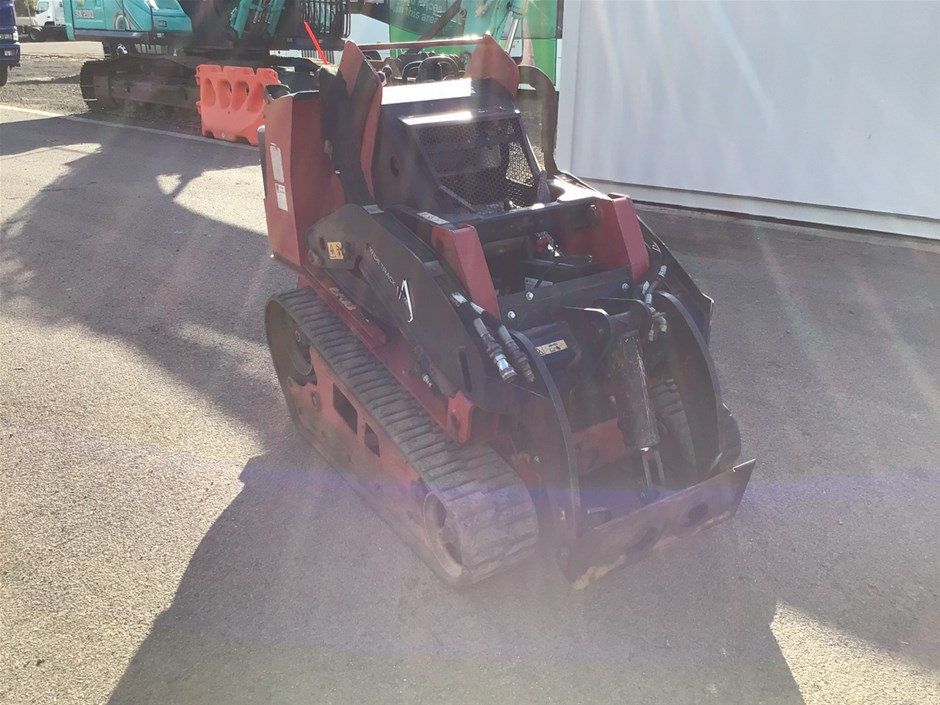 Toro Tracked Mini Loader 22328 Mini Loader Auction (0010-3030077 ...
