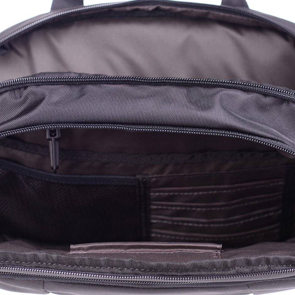 Buy Victorinox Altmont 3.0 Black/Black Deluxe Orbital Waist Bag Grays