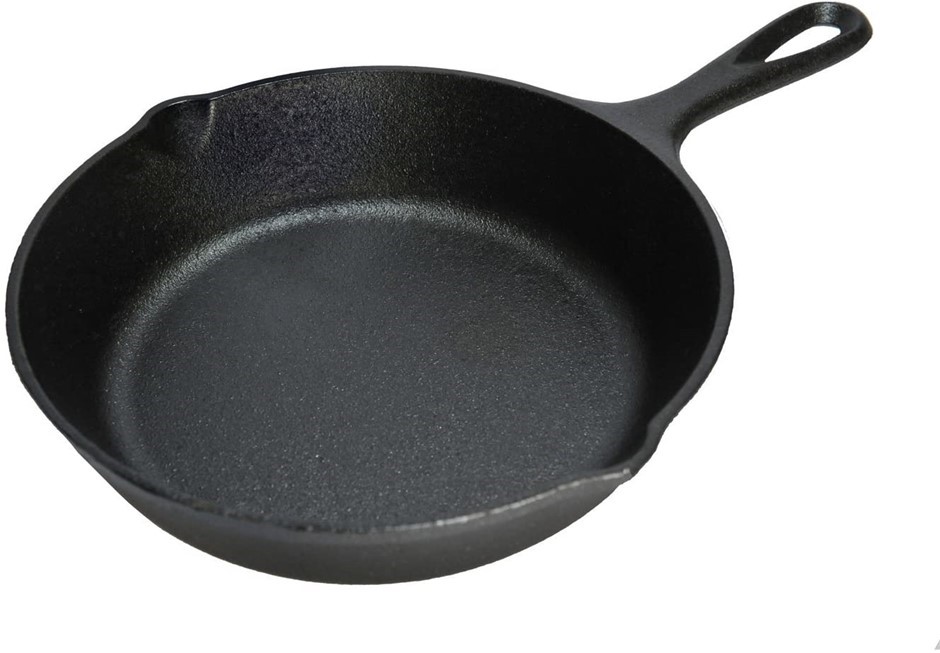 LODGE 16.5cm Diameter Cast Iron Skillet, Colour: Black, Model: L3SK3.