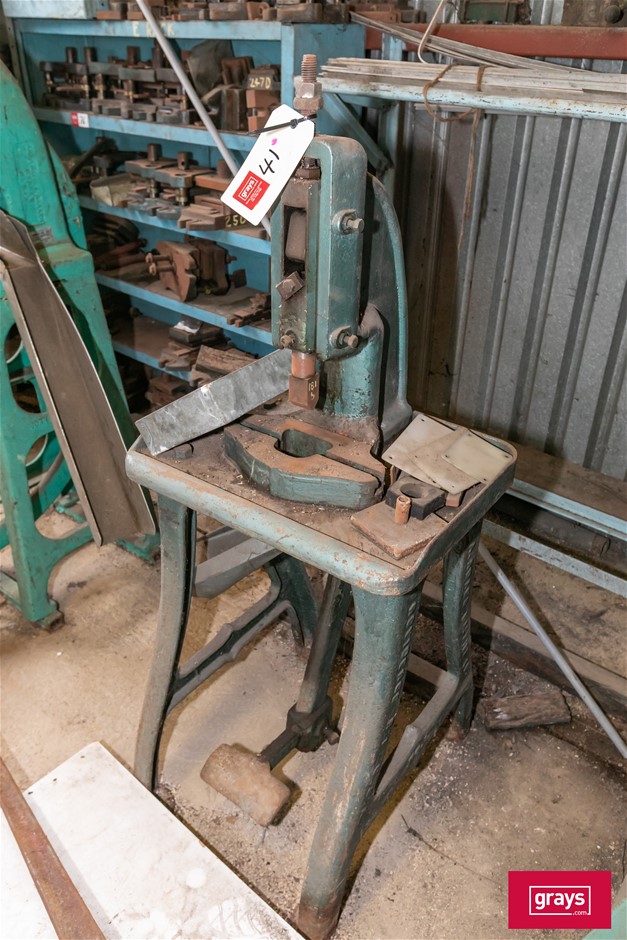 Manual Foot Press