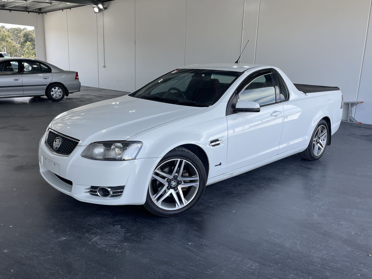 2012 Holden Ute Omega VE II Automatic Ute Auction (0001-21037751 ...