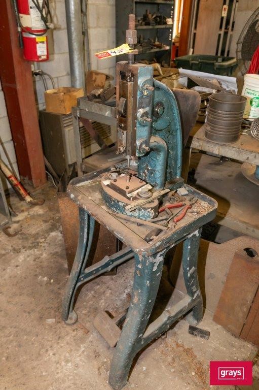 Manual Foot Press