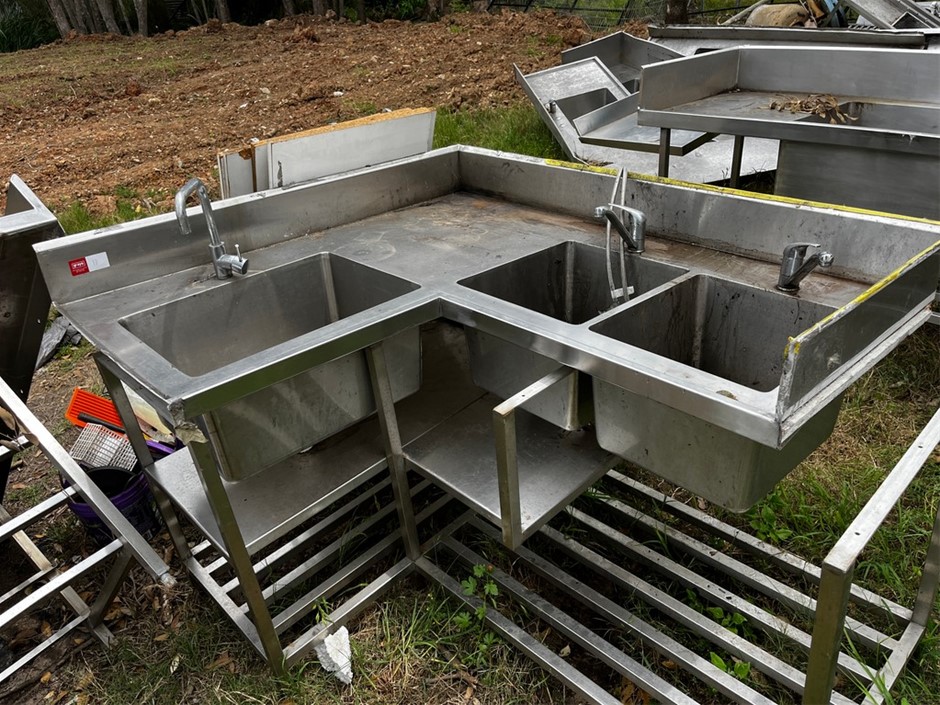 Triple Basin Commercial Stainless Steel Sink Auction (0011-5058240 ...