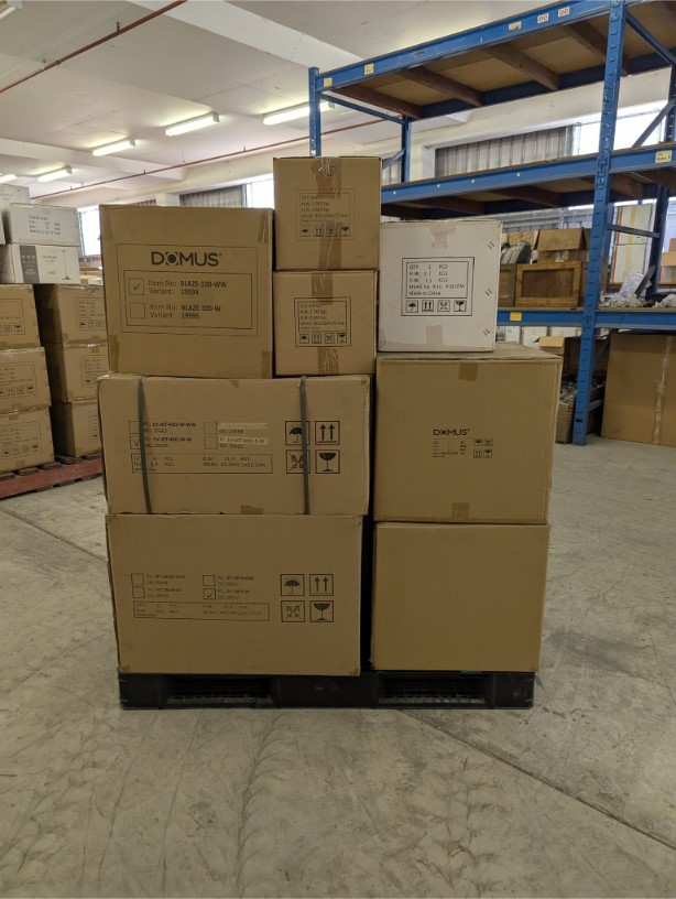 Pallet of Mixed Lighting - Pendants, LED Lighting and more Auction ...