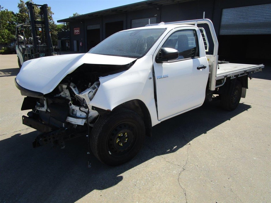 2022 Toyota Hilux RWD Automatic Cab Chassis