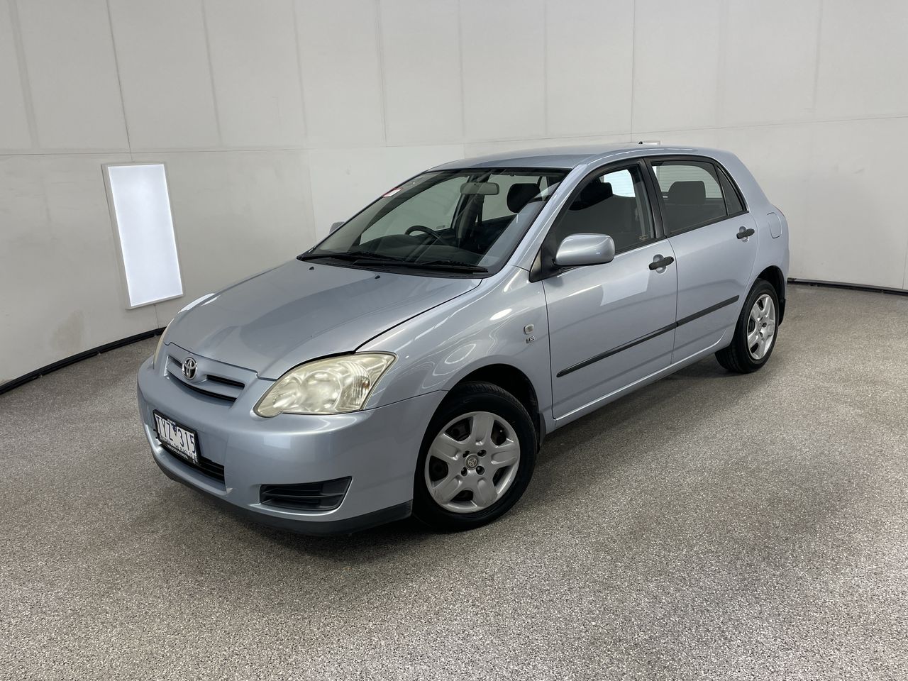 2005 Toyota Corolla Ascent ZZE122R Automatic Hatchback