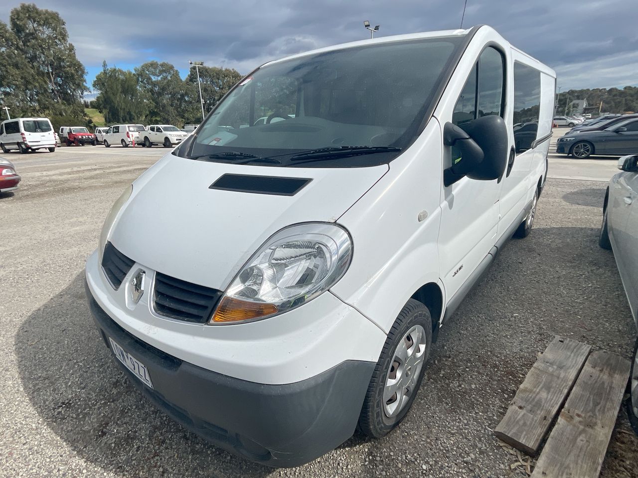 2013 Renault Trafic LWB Turbo Diesel AUTOMATIC Van