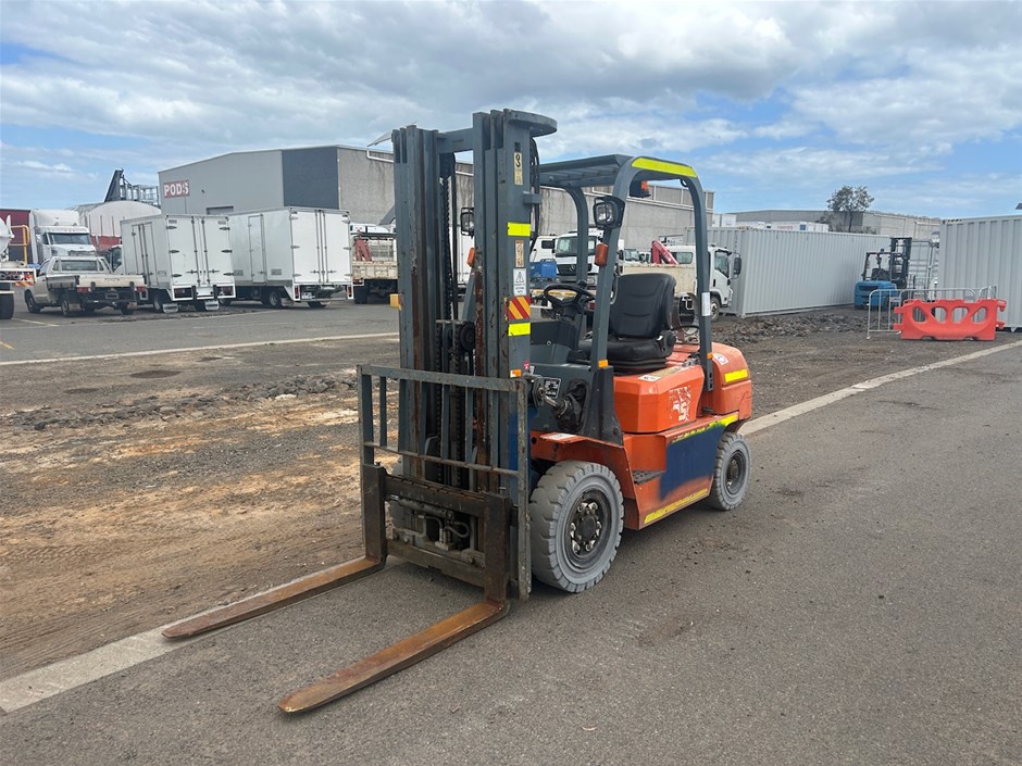 Yale GLP25RK Counterbalance Forklift -VIC