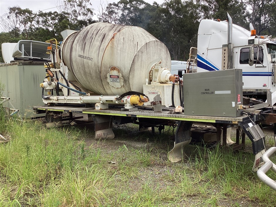 Hydraulic Agitator with Discharge Auger Auction (0007-7055077) | Grays ...