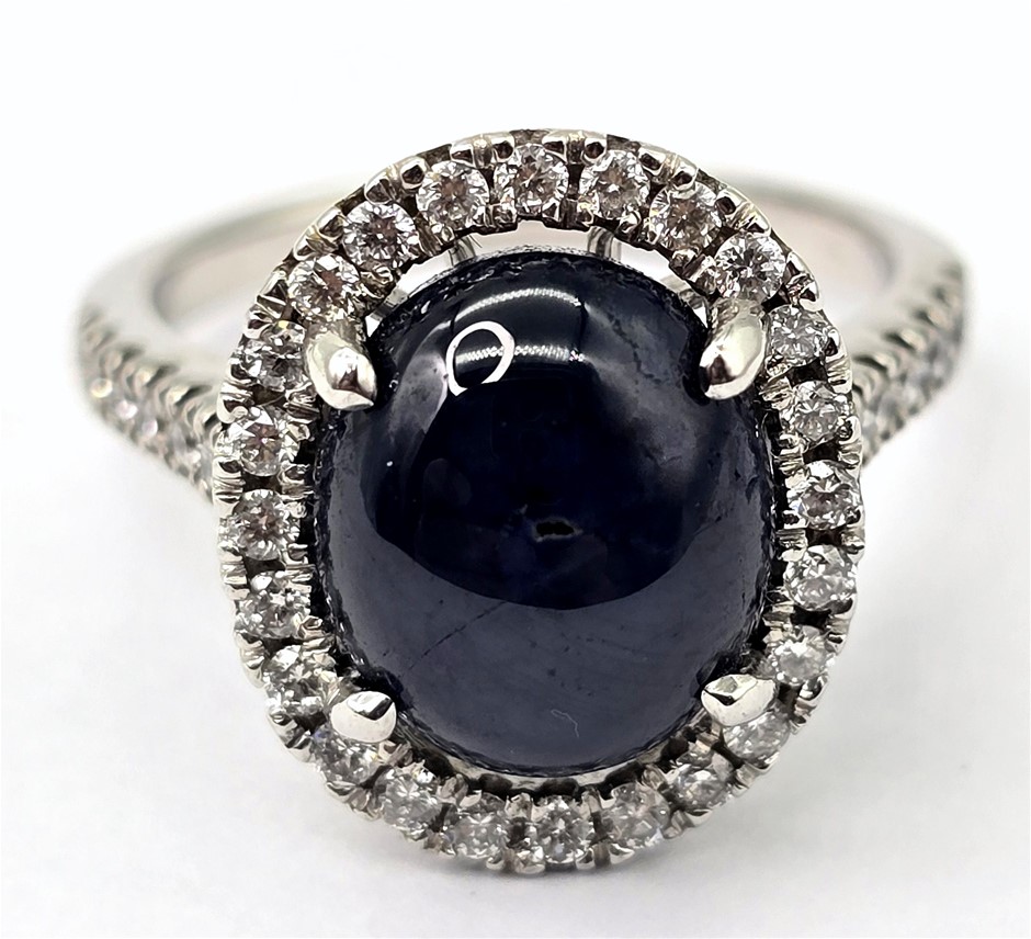 No Reserve 5.72 Carat Diamond And Sapphire Ring - $6K
