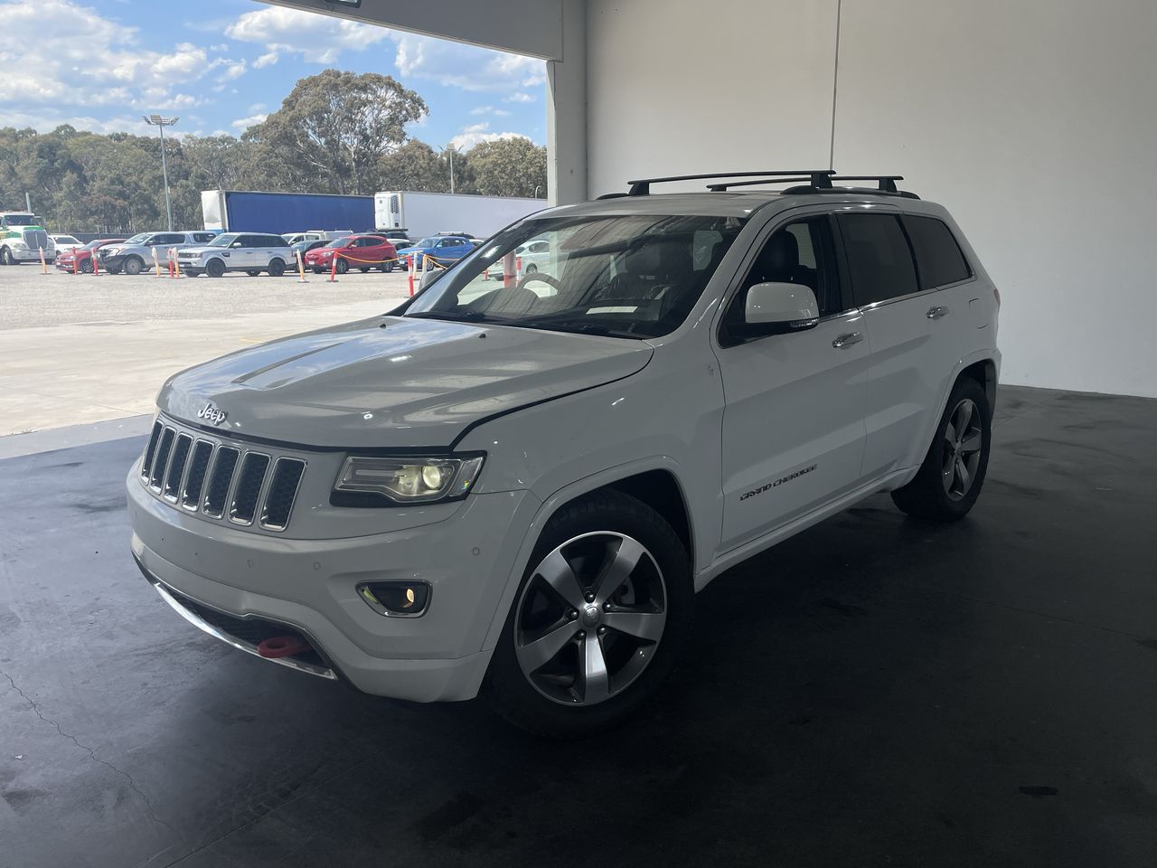 Jeep Grand Cherokee OVERLAND WK Turbo Diesel Automatic - 8 Speed Wagon