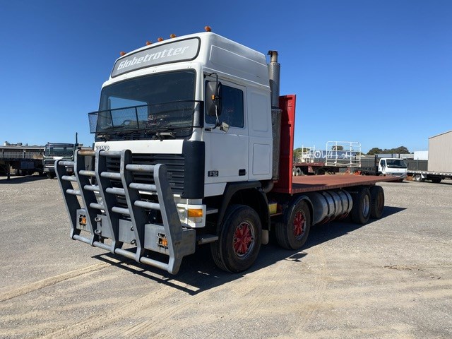 No Reserve: 1989 Volvo F12 8 x 4 Tray Body Truck