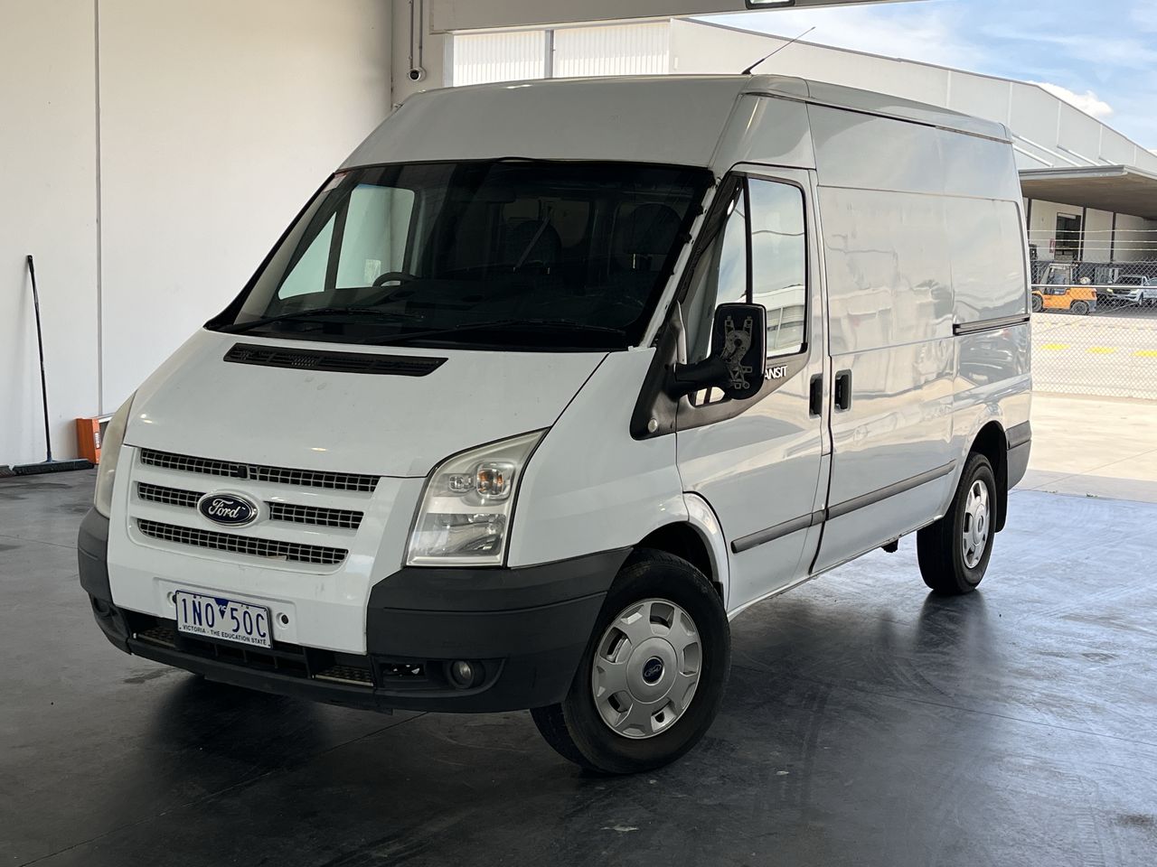 Ford Transit 280 MWB LOW ROOF VM Turbo Diesel Manual Van Auction (0001 ...