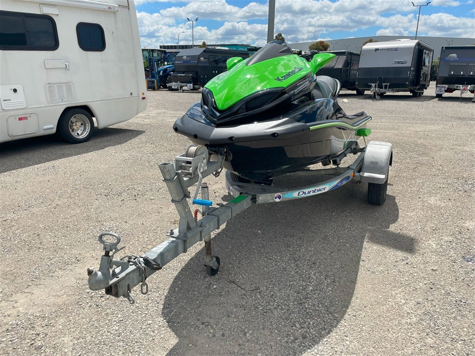2015 Kawaski Ultra 310R Jetski