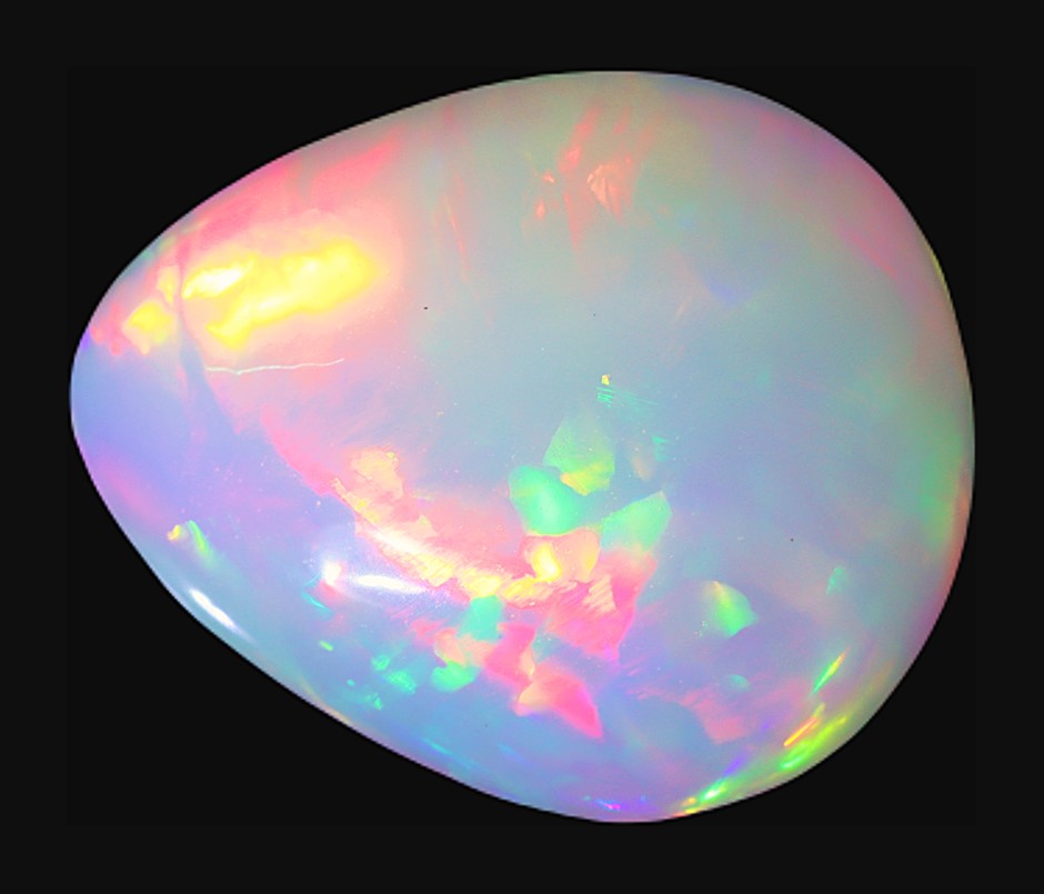4.97 Carats Ethiopian Opal