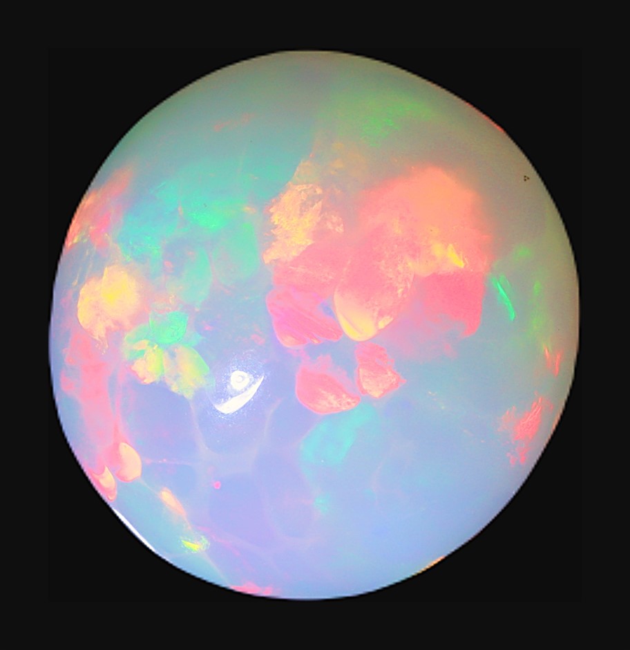 3.69 Carats Ethiopian Opal