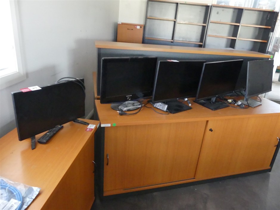 Qty 5 x Assorted Monitors Auction (0911-5058766) | Grays Australia