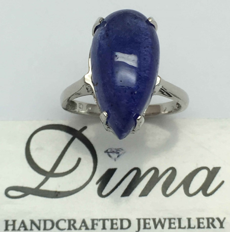 9ct White Gold, 10.80ct Tanzanite Ring