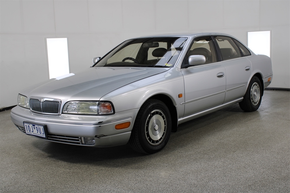 1993 Nissan INFINITI Q45 Automatic Sedan