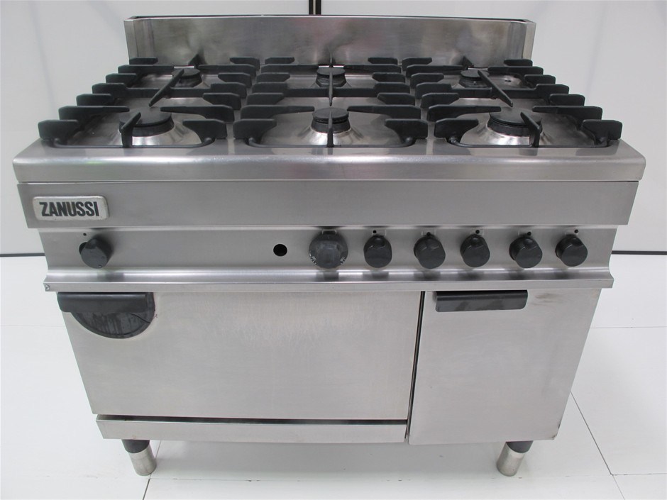 Zanussi 6 Burner Gas Stove Range with Oven 1050 X 700x 900h mm (1992885) Auction (00055008673