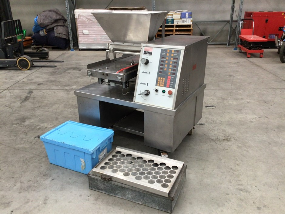 No Reserve MONO  Portable Bread Baker Machine