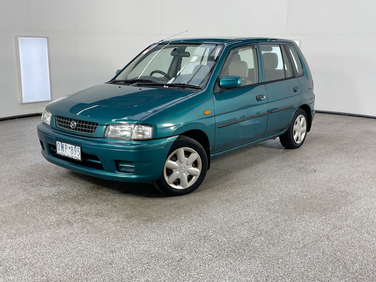 1998 Mazda 121 Metro DW Automatic Hatchback