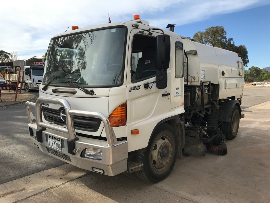 Council Auction - Hino FG Sweeper & John Deere Mower