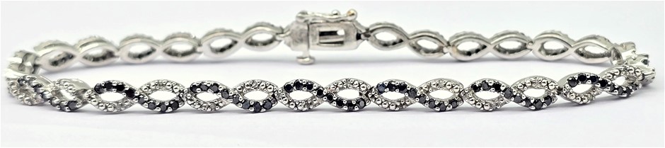 No Reserve Diamond And 10ct Bracelet w/174 Diamonds