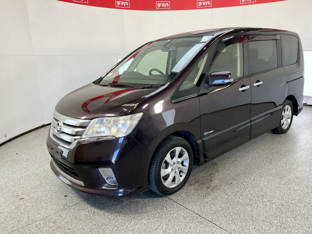 2013 Nissan Serena (import) Automatic 8 Seats Van