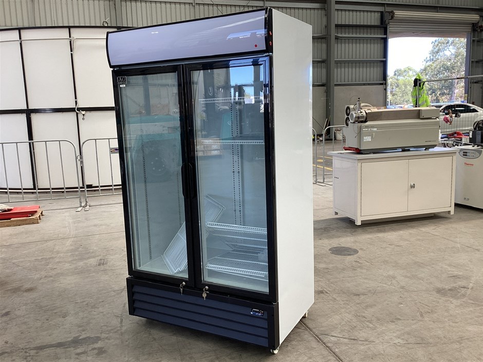 AG EQUIPMENT 879L Upright Display Refrigerator Auction (0035-3033050 ...