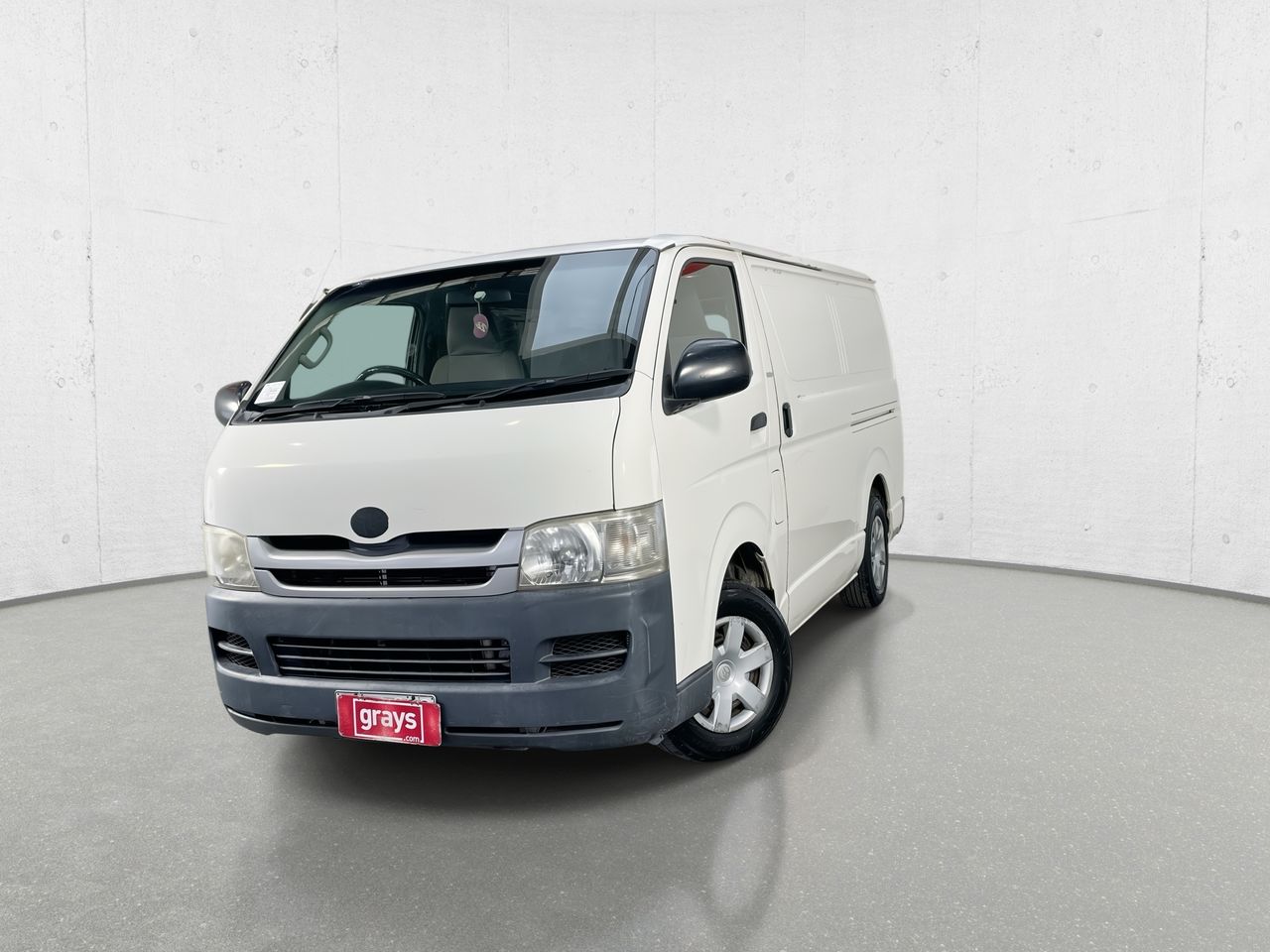 2007 Toyota Hiace LWB TRH201R Manual Van