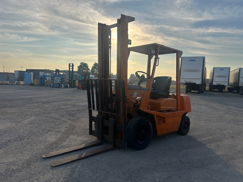 No Reserve Counterbalance Forklifts