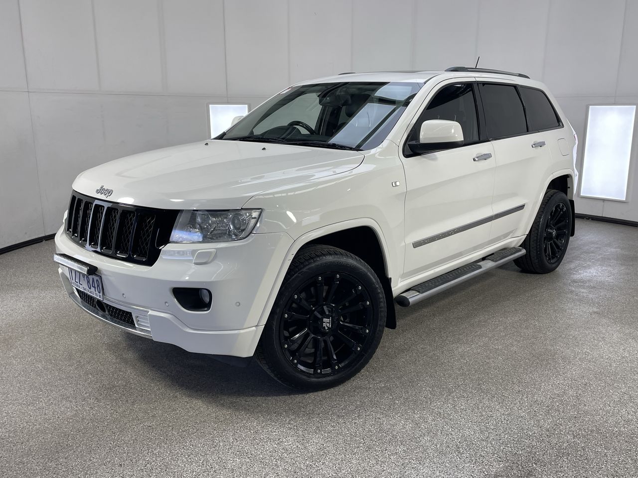 2012 Jeep Grand Cherokee Overland 5.7 V8 (4x4) WK AT Wagon