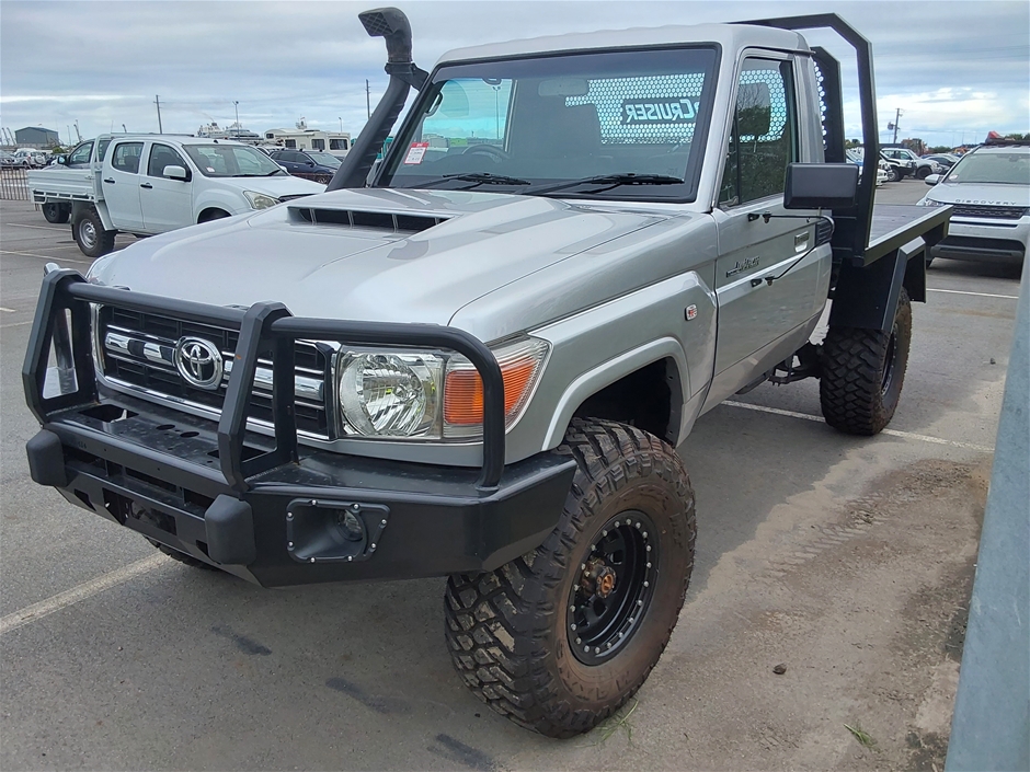 2010 Toyota Landcruiser Workmate (4x4) VDJ79R Turbo Diesel