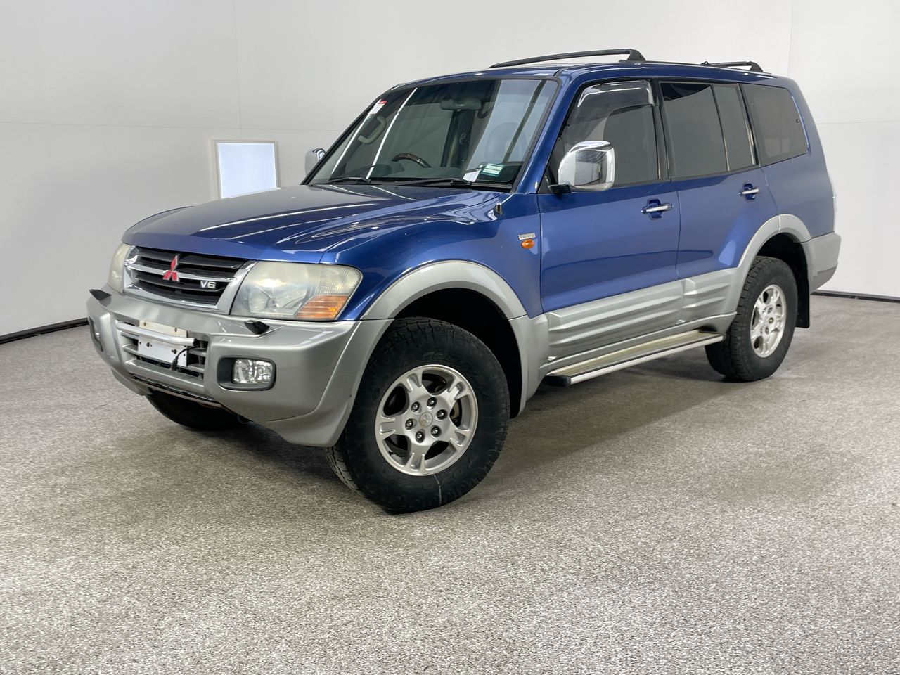 2000 Mitsubishi Pajero GLS NM Automatic 7 Seats Wagon