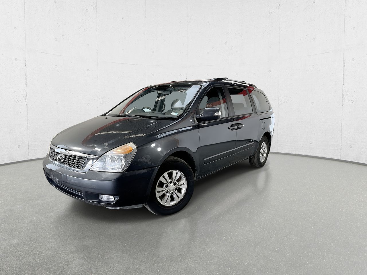 2014 Kia Grand Carnival Si VQ Automatic 8 Seats People Mover