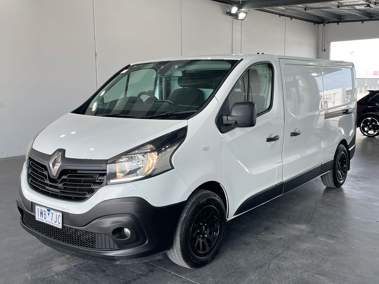 2015 Renault Trafic LWB L2H1 DCI 140 Turbo Diesel Manual Van