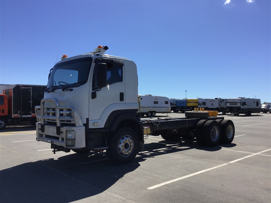 2009 Isuzu  FXZ 6 x 4 Cab Chassis Truck