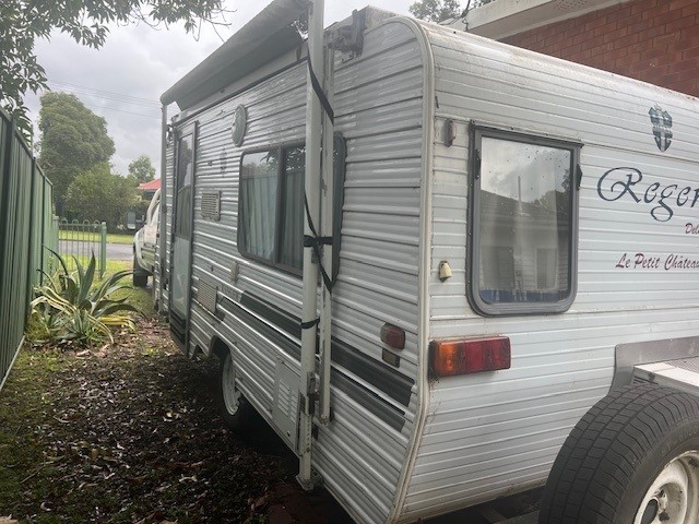 1996 Regent  Deluxe Caravan 