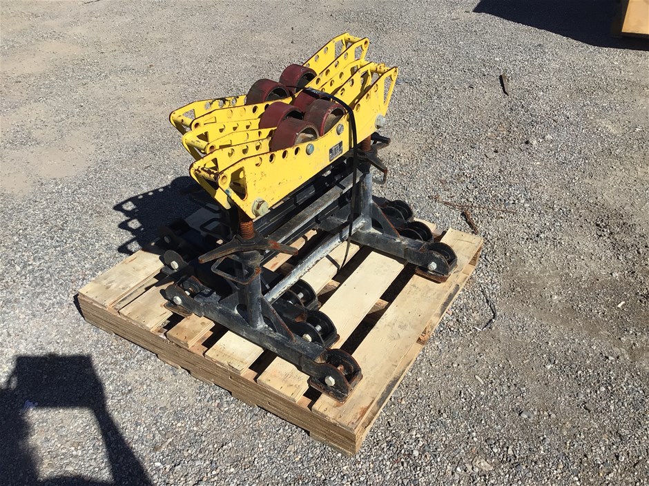 Pipe stands, water Tank and Other Plumbing Items