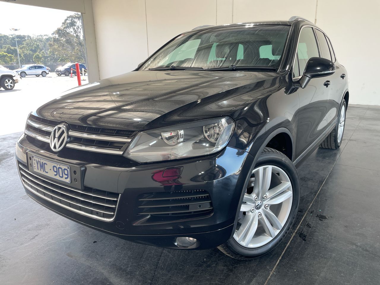2010 Volkswagen Touareg V6 TDI 7P Turbo Diesel Automatic - 8 Speed Wagon